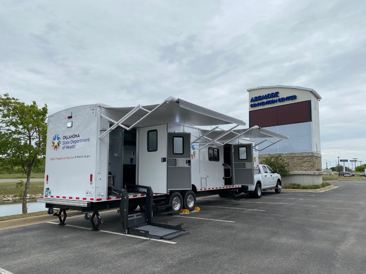 Mobile Unit, truck and trailer open